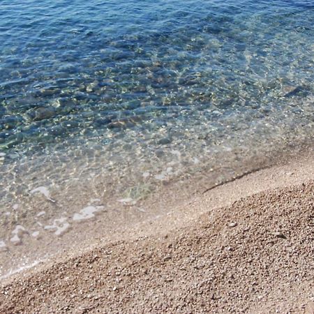 Studio Apartment For 2 Adults And 1 Child Makarska Exterior photo
